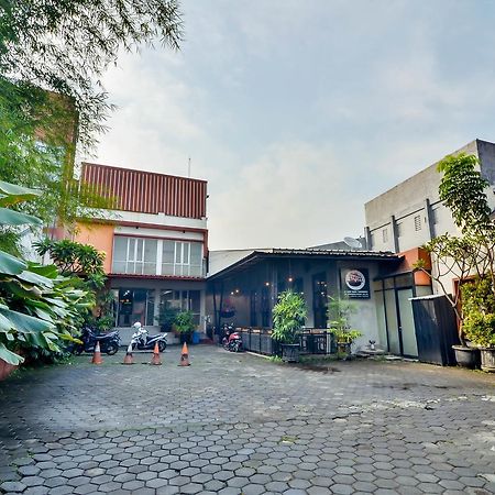Image Hotel And Resto Bandung Eksteriør billede