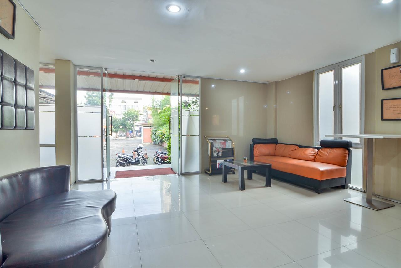 Image Hotel And Resto Bandung Eksteriør billede